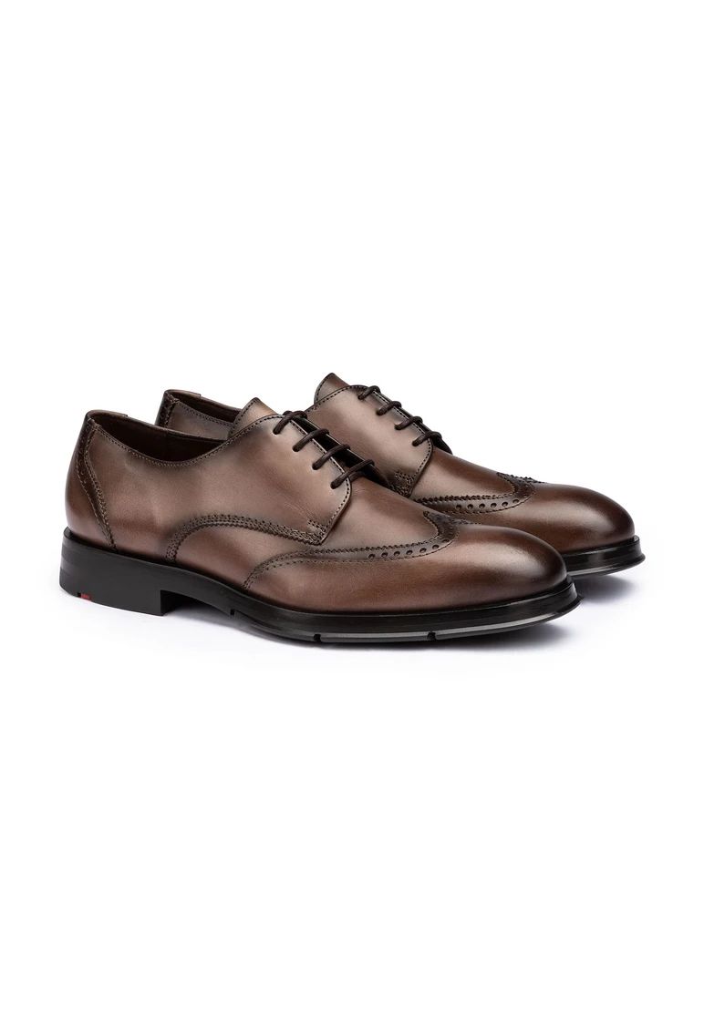 Lloyd Nairobi - Braun